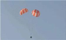 هند چتر نجات اولین کپسول حامل فضانوردان خود را آزمایش کرد