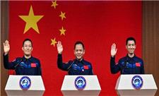 فضانوردان چین در ایستگاه فضایی آن سرگردان هستند!