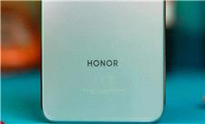 این گوشی چینی به‌طرز غیر قابل باوری شبیه آیفون 17 پرو است