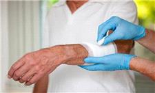 پژوهش درباره نسل جدید پانسمان‌ها؛ درمان زخم‌های عفونی متحول می‌شود