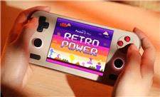 کنسول دستی اندرویدی Pocket S Mini با ابعاد بسیار جمع‌و‌جور معرفی شد