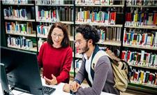 چرا همه دانشمندان باید یک کتابدار داشته باشند؟