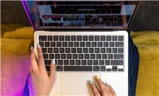 اپل دو مک‌بوک جدید را کنار گذاشت؛ بازآرایی بزرگ در نقشه راه لپ‌تاپ‌ها