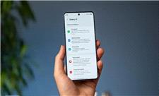 نشانگر آبی بالای نمایشگر گوشی‌های سامسونگ در آپدیت One UI 9 چیست؟