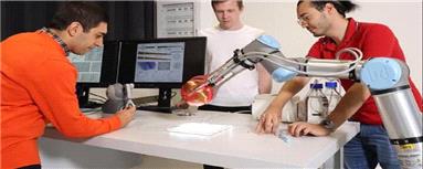 «کاتتر» هوشمندی که در رگ‌هایی باریک‌تر از موی انسان حرکت می‌کند