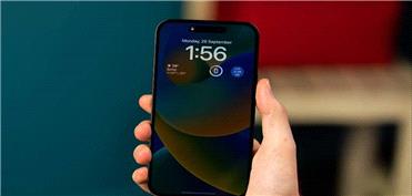 حالت «نمایشگر همیشه‌روشن» آیفون با iOS 26 اصلاح می‌شود