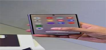 سبکی و طراحی جذاب گلکسی زد فولد 8