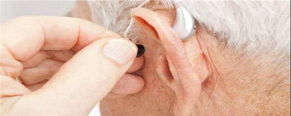 کاهش خطر زوال عقل با سمعک