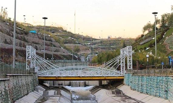 تمامی بوستان‌های تهران در مناطق حادثه‌خیز تا فردا تعطیل شد