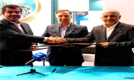 رونمایی از 4 رویداد و سه پروژه همکاری بیمه دی با گروه مالی و بانک دی، بانک قرض‌الحسنه مهر ایران و گروه مالی کاریزما در اینوکس کیش 2025