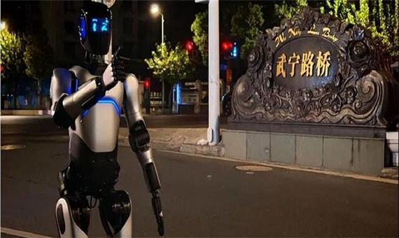 ربات انسان‌نمای چینی رکورد گینس را شکست