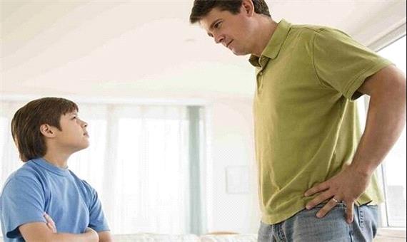 رفتارهای خودآسیب‌رسان نوجوانان؛ نقش خانواده و اعتیاد به اینترنت