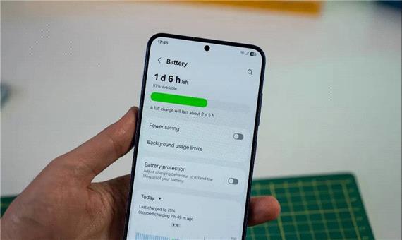 سامسونگ روی باتری 20 هزار میلی‌آمپرساعتی با شارژدهی 27 ساعته کار می‌کند