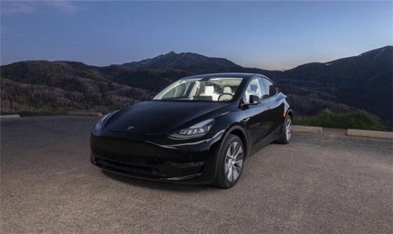 تولید برخی خودروهای برقی تسلا متوقف می‌شود