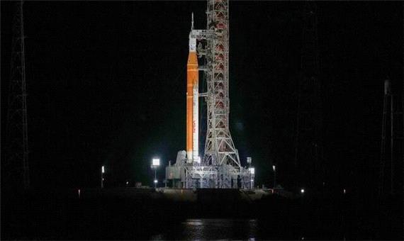 موشک ماه‌نشین ناسا به مشکل خورد