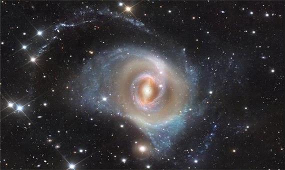 عکس روز ناسا از کهکشانی با 3 حلقه