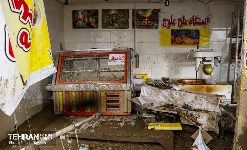 سیاست و بازاریابی