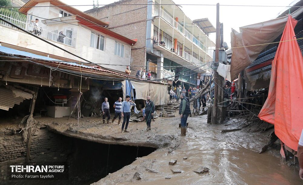 سیاست و بازاریابی