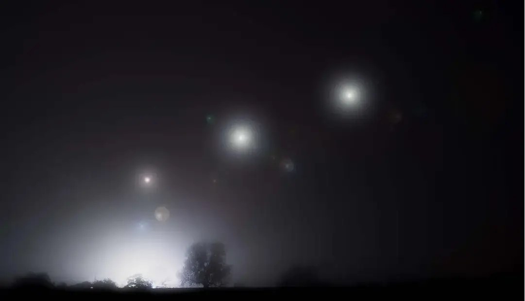 آیا بشقاب پرنده‌های قرن بیستم، خطای دید ناشی از آزمایش‌های هسته‌ای بودند؟