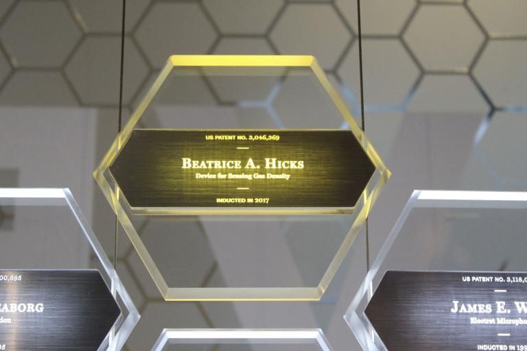 سیاست و بازاریابی