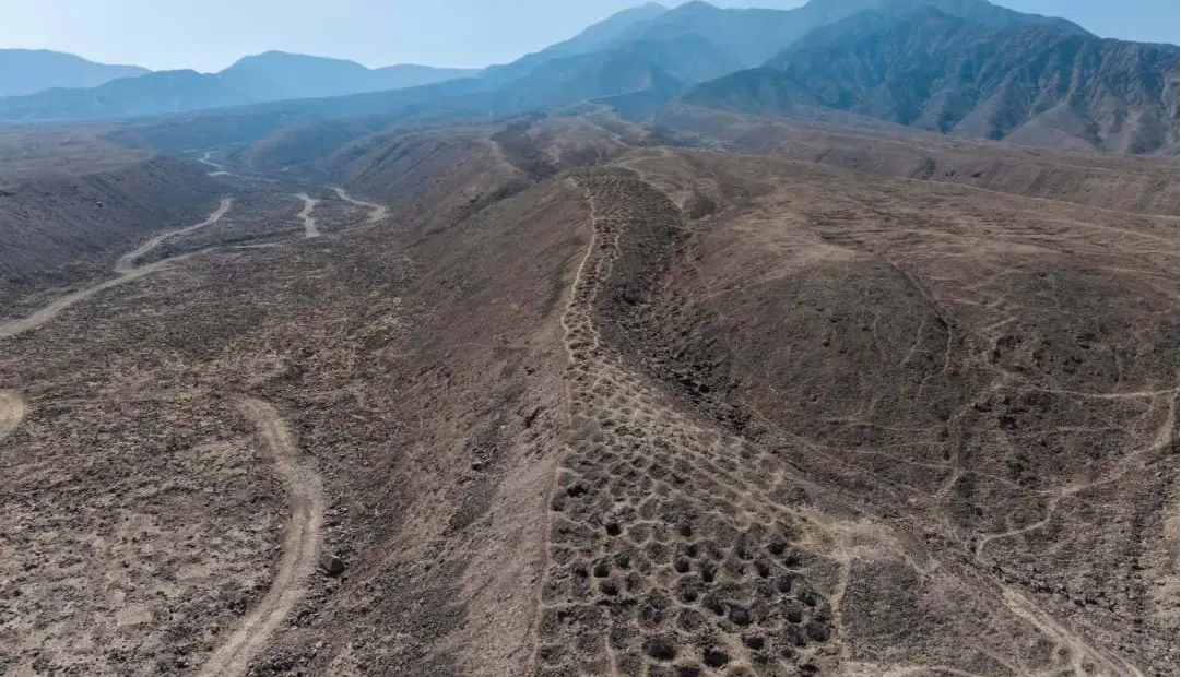 معمای حفره‌های باستانی کوه مار در پرو: آیا اینکاها اکسل را هزاران سال پیش از ما اختراع کردند؟