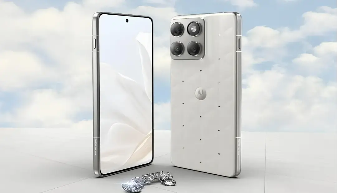 «جواهر» موتورولا؛ مدل سفارشی اج 70 به 14 کریستال سواروفسکی مزین است