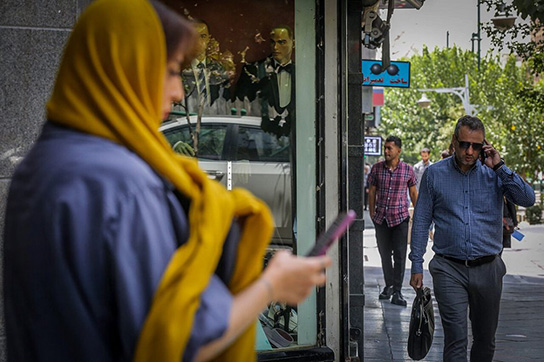 سیاست و بازاریابی