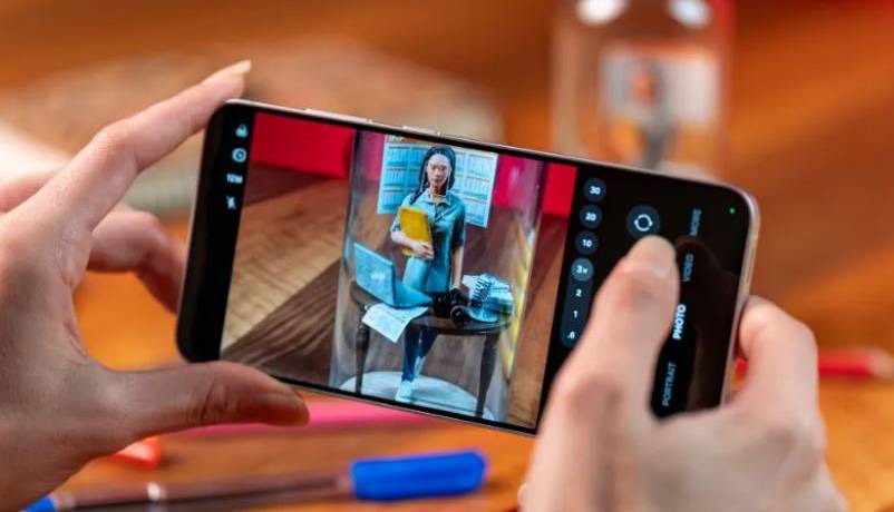 برنامه Camera Assistant سامسونگ آپدیت شد و حالا ویژگی‌های حرفه‌ای‌تری دارد